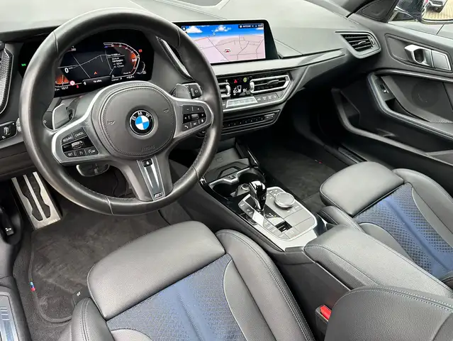 BMW 1 Series view 7