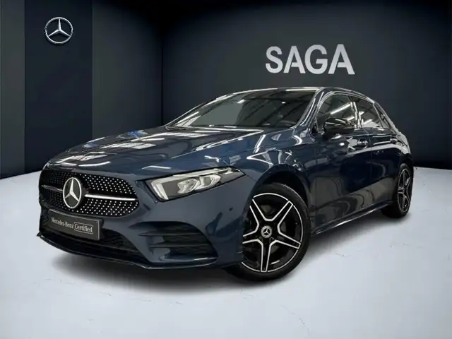 Mercedes-Benz A 250 e AMG Pack Night Pano