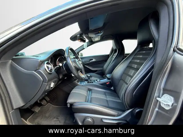Mercedes-Benz Cla view 11