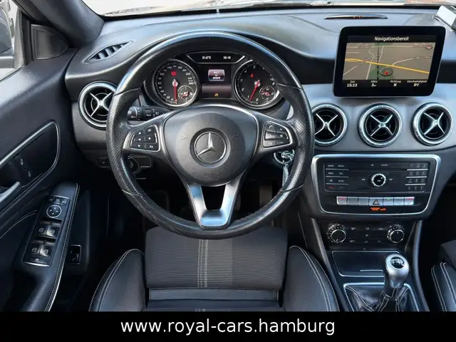 Mercedes-Benz Cla view 10