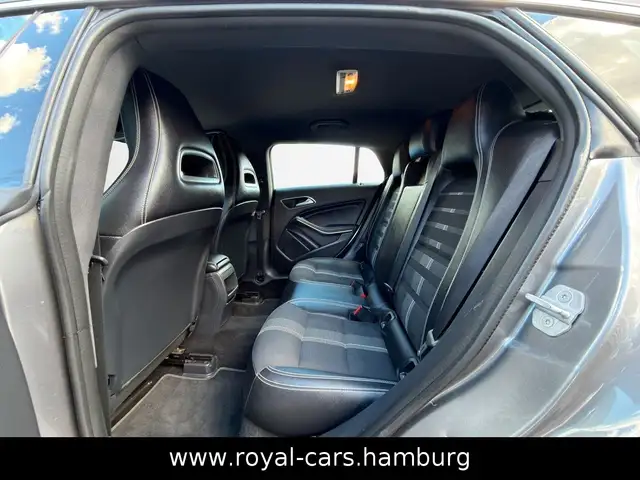 Mercedes-Benz Cla view 13