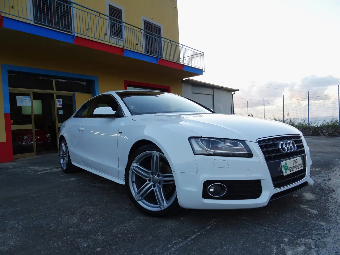 Audi A5 2.0 tdi 170cv S-LINE Weiß - 1
