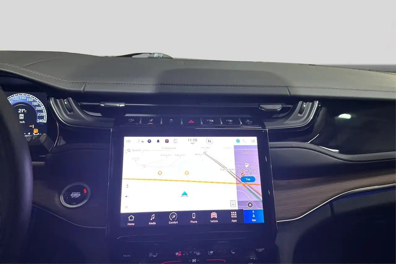 Jeep Grand Cherokee снимка Jeep Grand Cherokee
