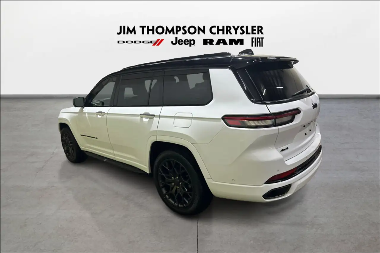 Jeep Grand Cherokee снимка Jeep Grand Cherokee