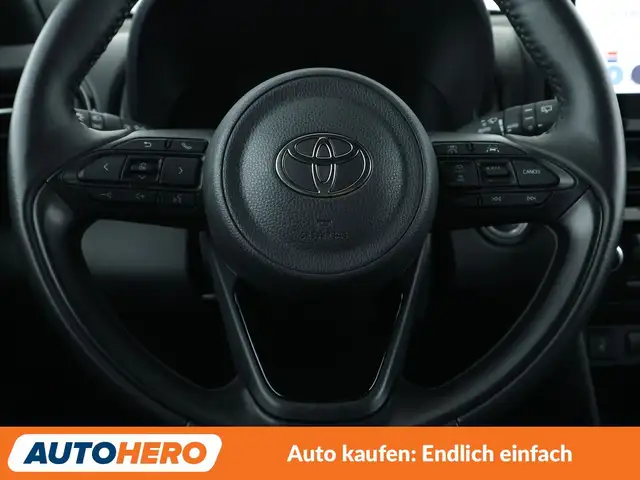 Toyota Yaris Cross view 19