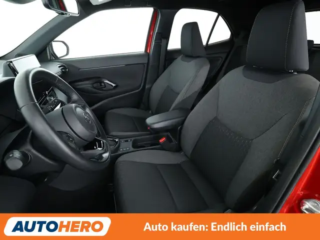 Toyota Yaris Cross view 10