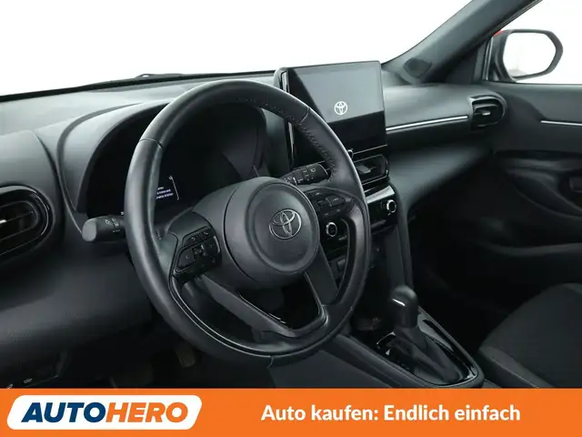 Toyota Yaris Cross view 11