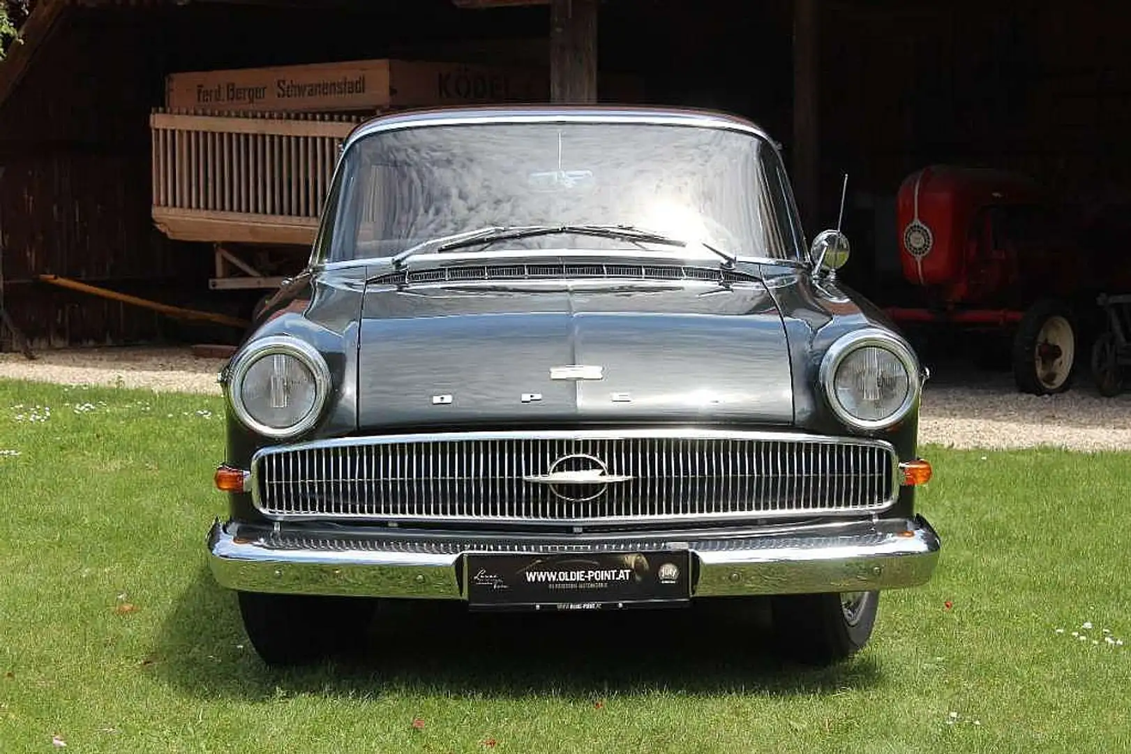 Opel Kapitän P-LV 2,6 restauriert Grau - 2