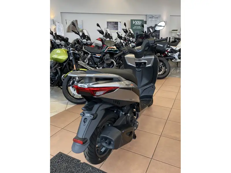 Aprilia SX 50 - foto 4