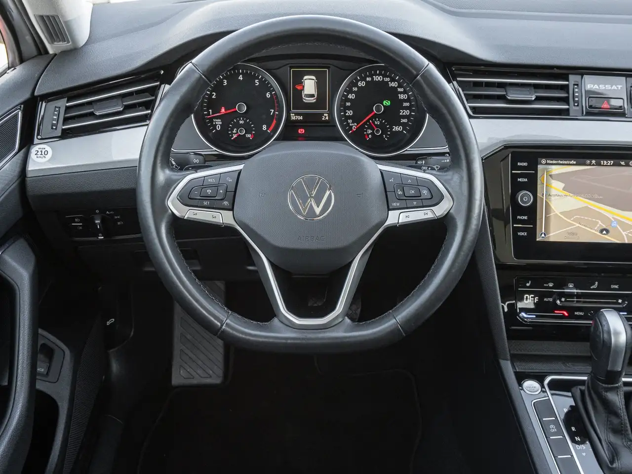 Volkswagen Passat Variant 1.5 TSI DSG Business 12