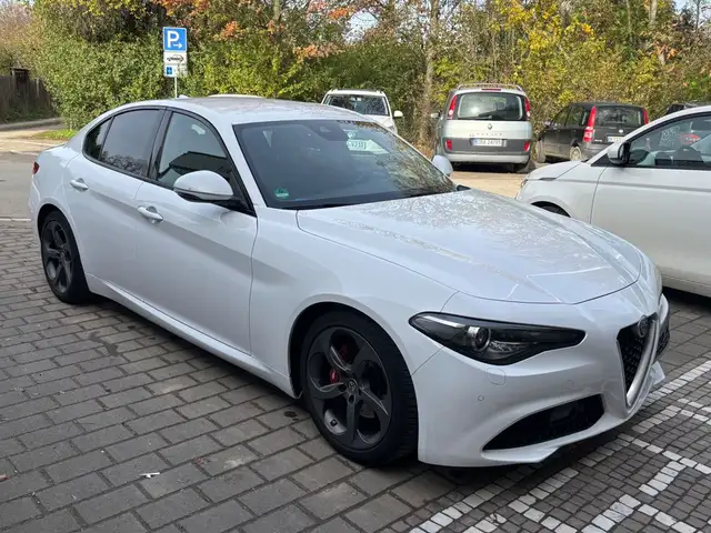 Alfa Romeo Giulia Super