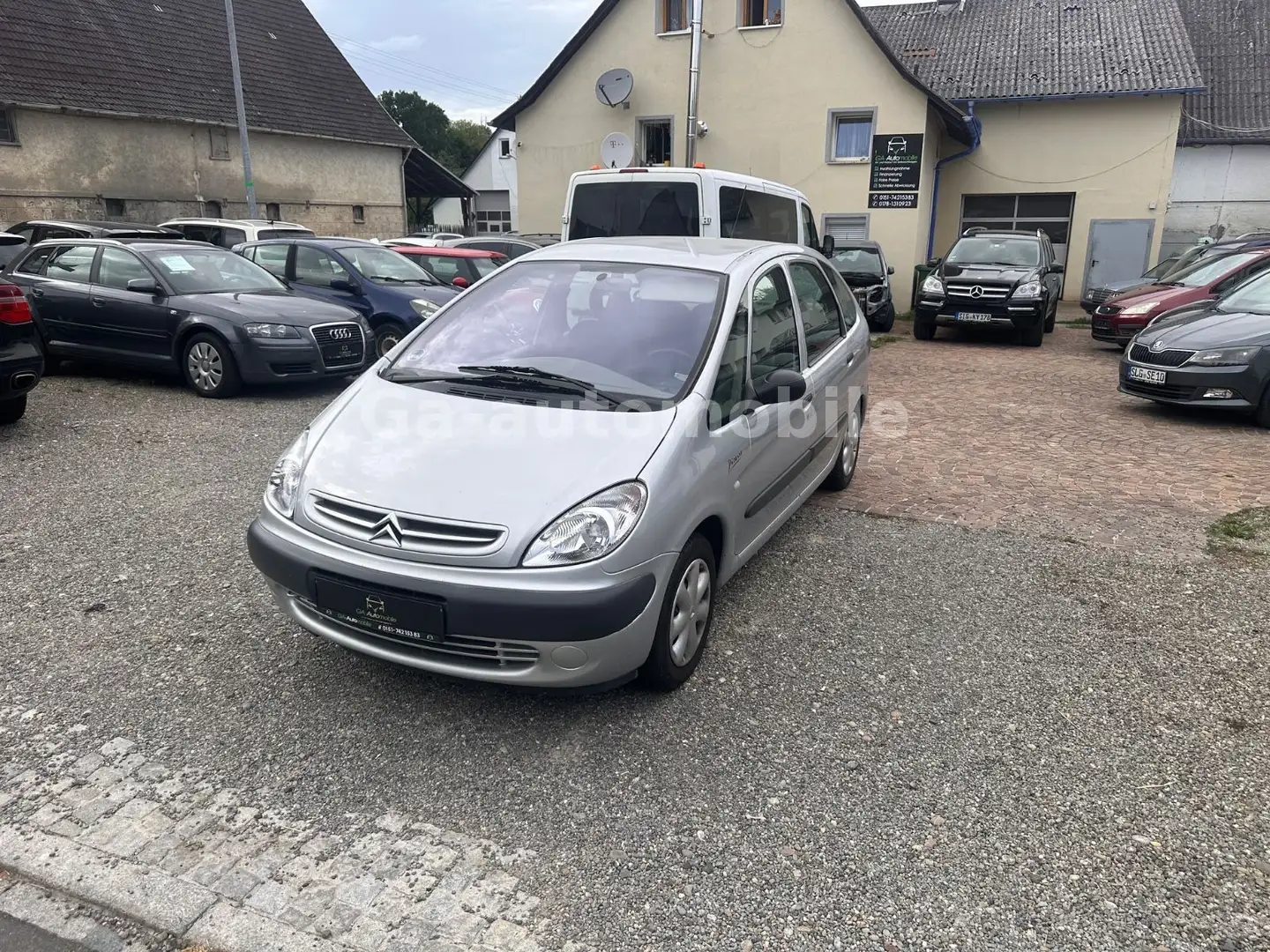 Citroen Xsara Picasso 1.8 ** Klima ** 1. Hand ** Silber - 2