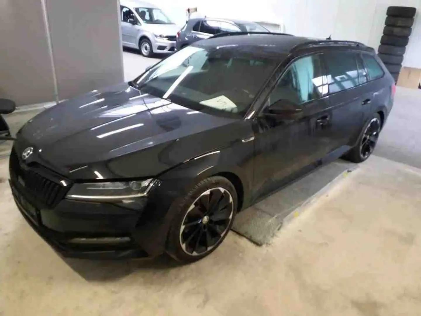 Skoda Superb Combi SPORTLINE 2.0TDI 200PS 4x4 AHK.MATRIX.NAVI.A Schwarz - 2