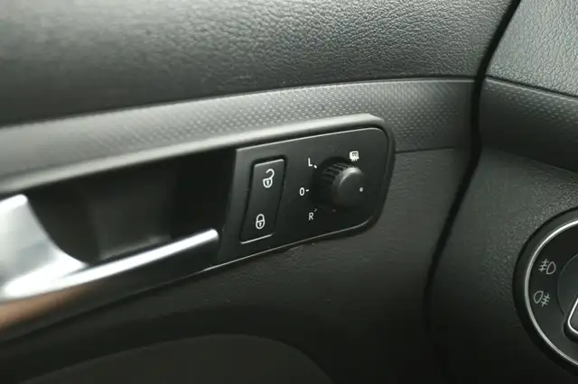 Volkswagen Caddy view 20