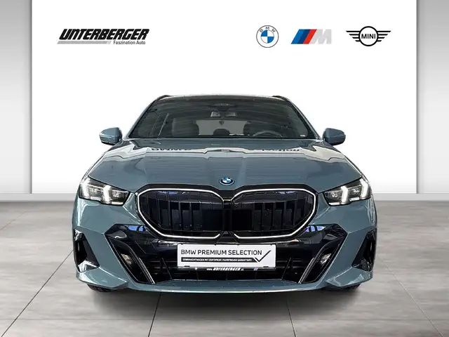BMW 550 e xDrive Touring M Sportpaket Head-Up DAB Ansicht 2