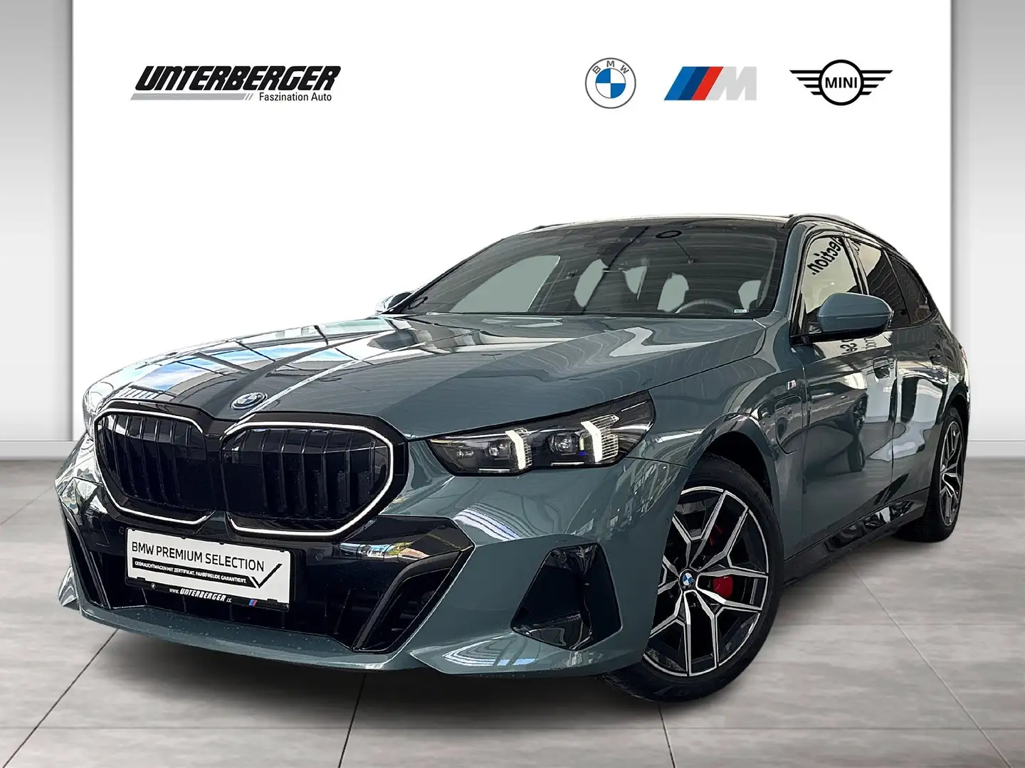 BMW 550 e xDrive Touring M Sportpaket Head-Up DAB Grün - 1