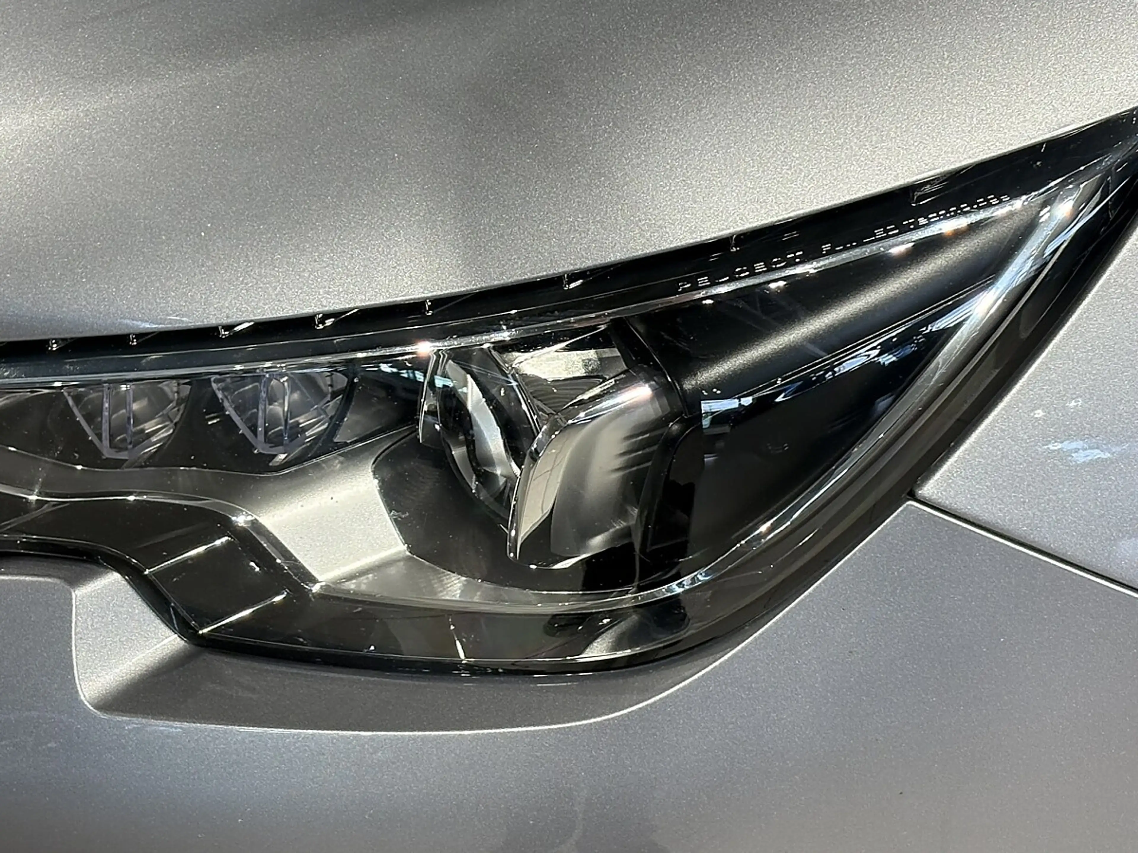 Peugeot 308 2,0 BlueHDI 180 GT EAT8 S&S — photo 6