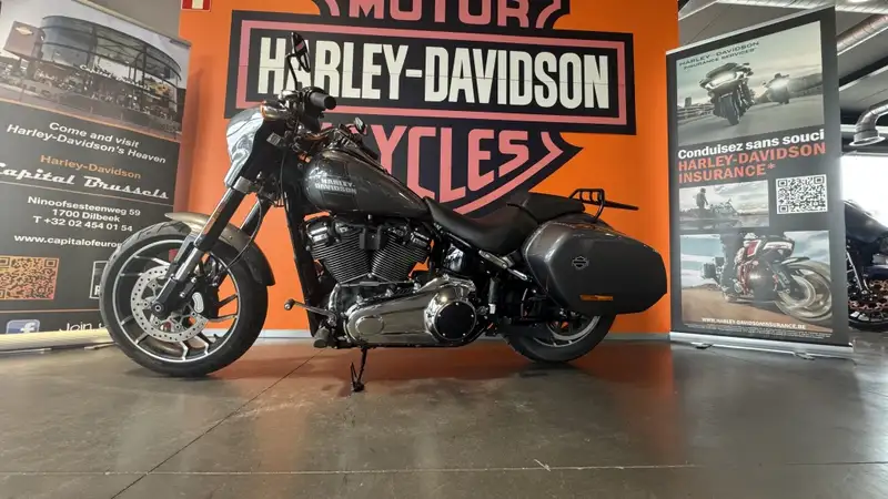 Harley-Davidson Sport Glide - foto 4
