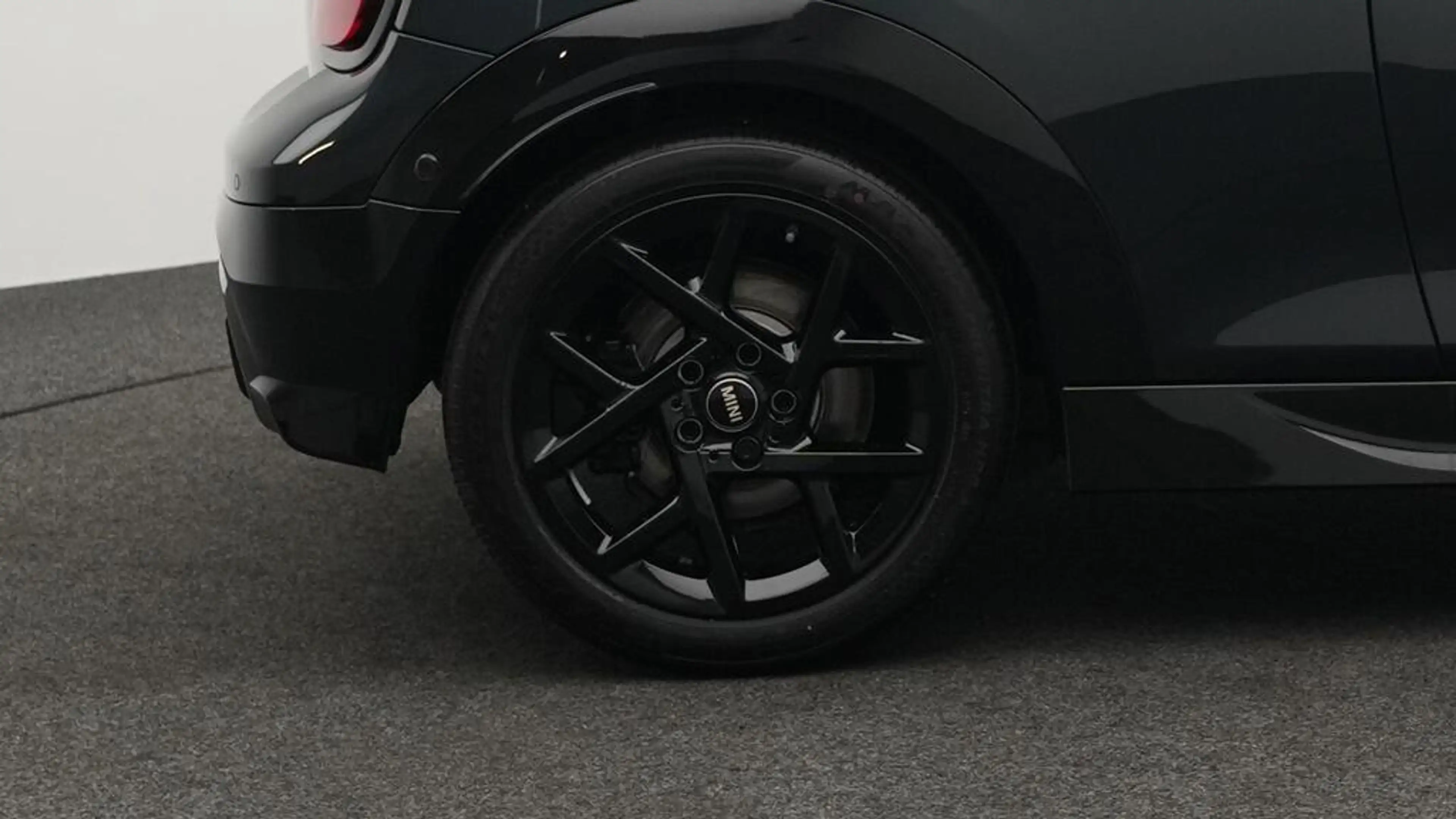 MINI Cooper S Cabrio John Cooper Works Trim — photo 12