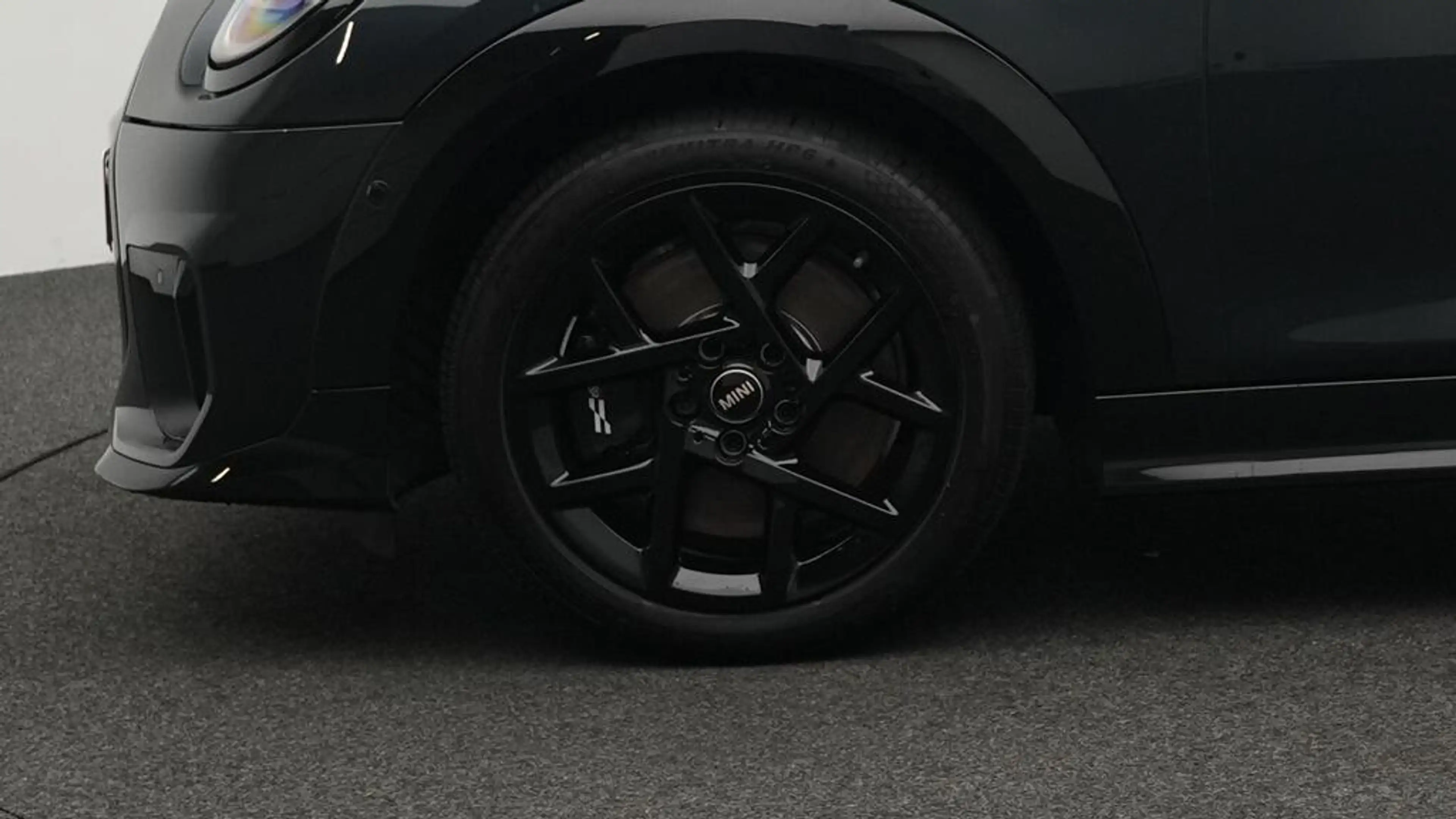 MINI Cooper S Cabrio John Cooper Works Trim — photo 13