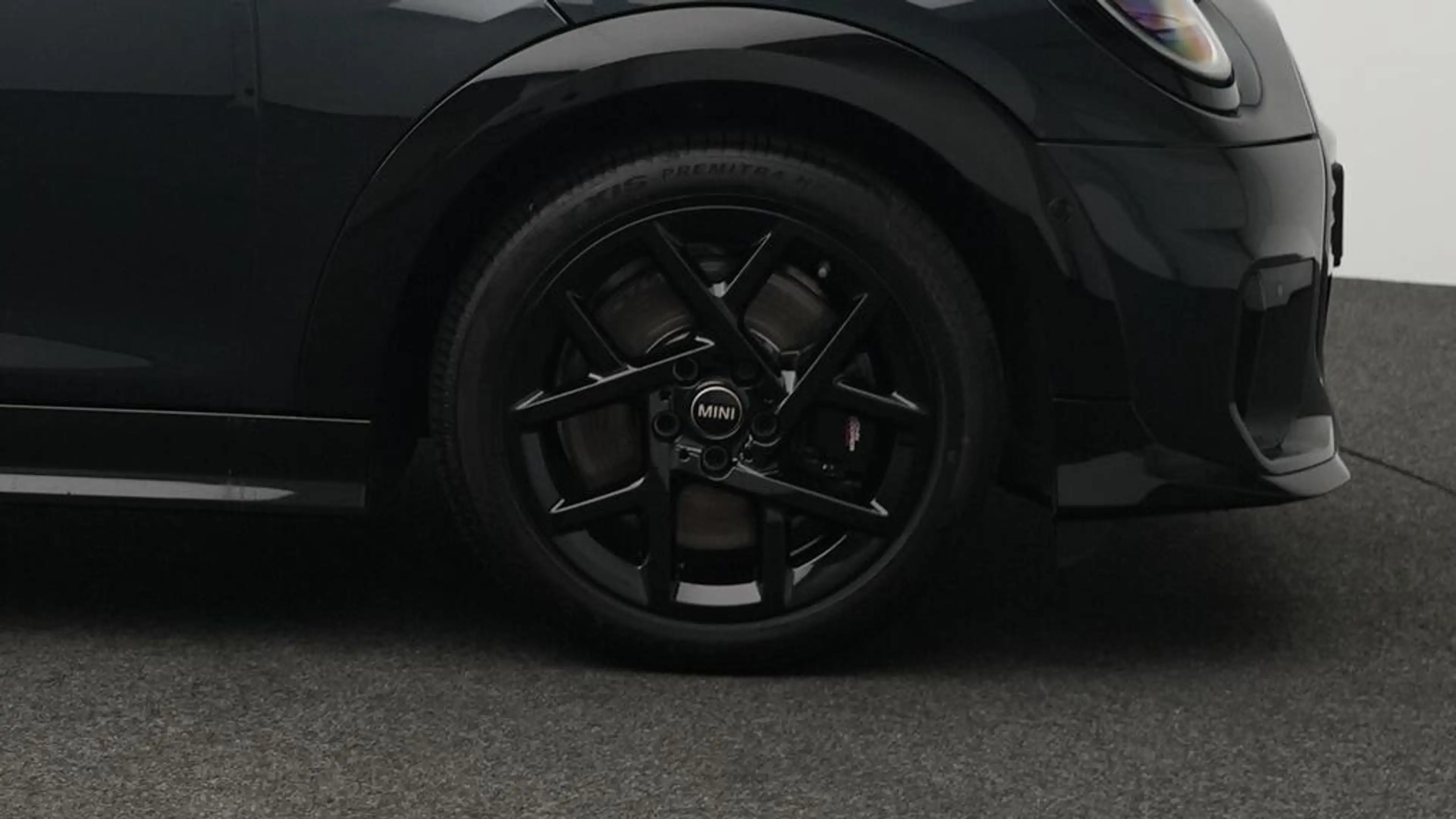 MINI Cooper S Cabrio John Cooper Works Trim — photo 10