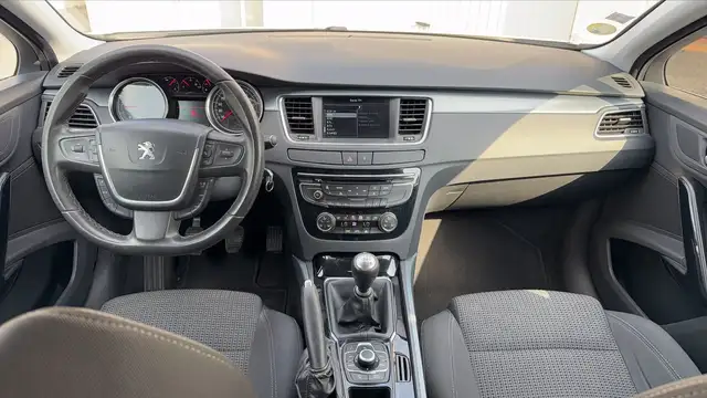 Peugeot 508 view 11