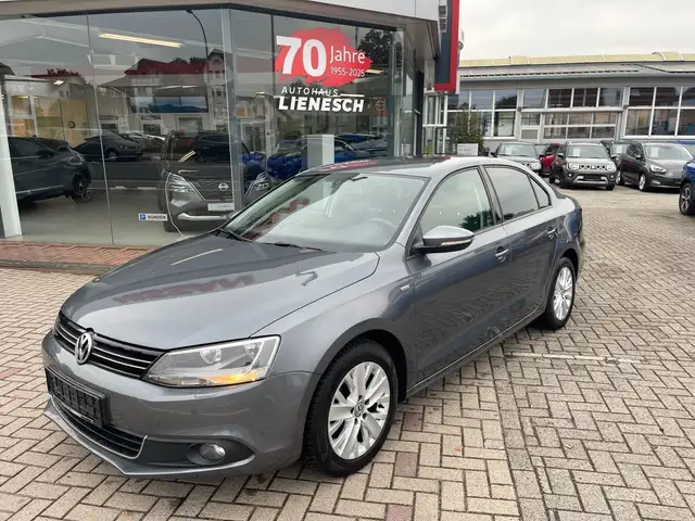 Volkswagen Jetta 1.6 TDi  Life Klima AHK