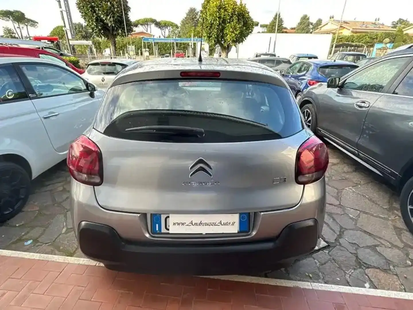 Citroen C3 1.2 puretech Feel (PREZZO REALE) Zilver - 2