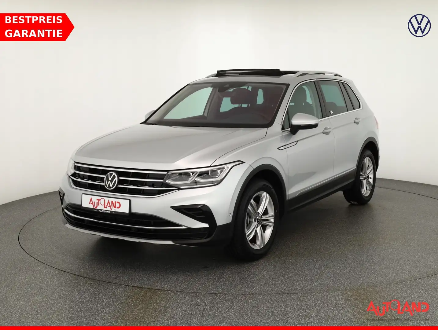 Volkswagen Tiguan 2.0 TDI 4M Elegance Pano AHK Kamera Navi Silber - 1