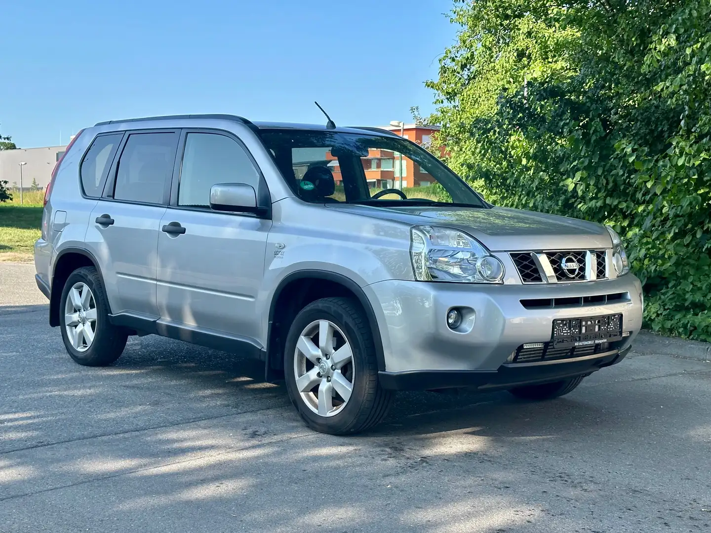 Nissan X-Trail SE 4X4 Grau - 2