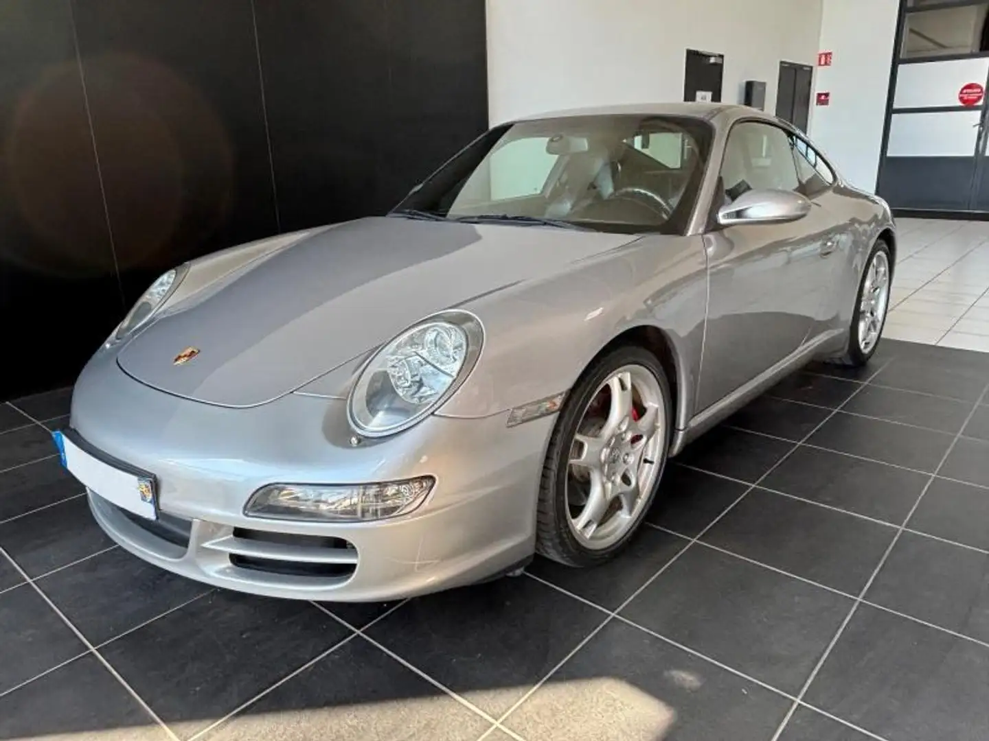 Porsche 911 Carrera S Gris - 1