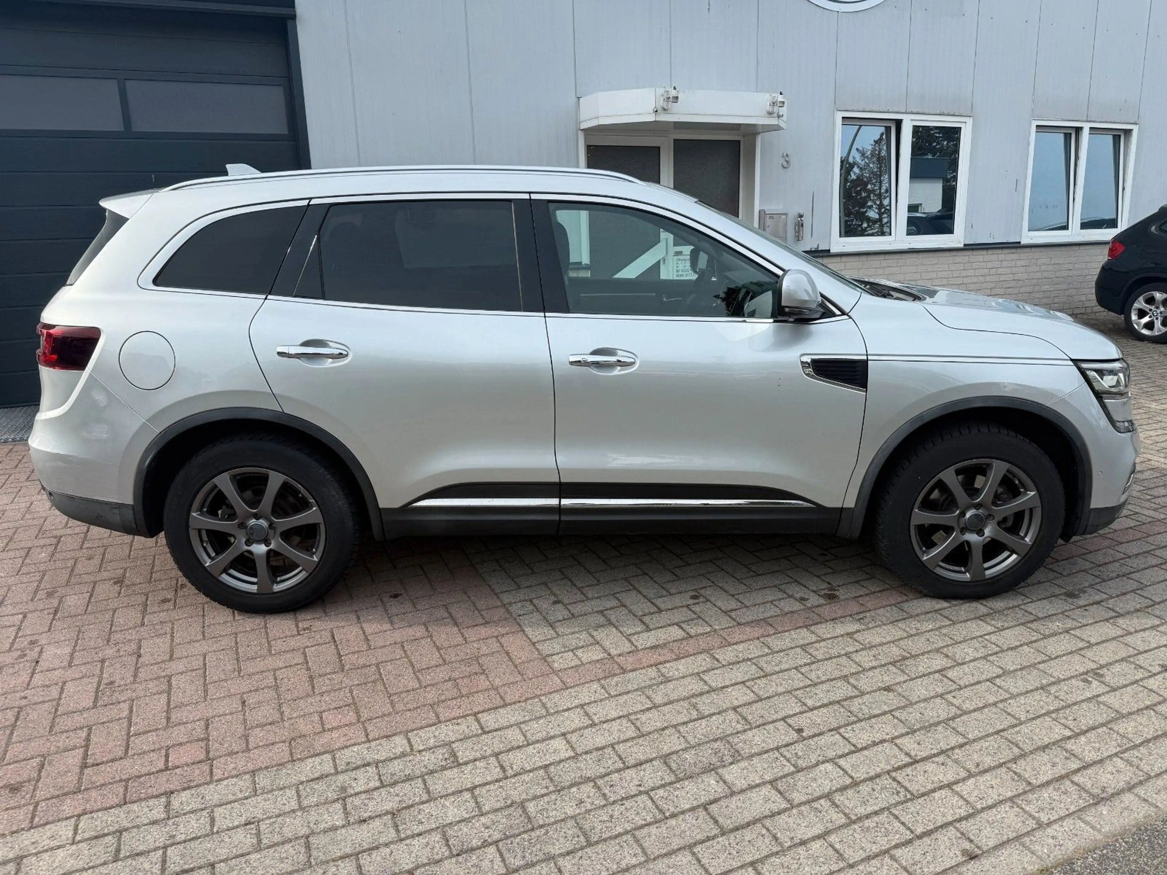Renault Koleos Intens 4x4 LED Navi Panorama Kamera — photo 6