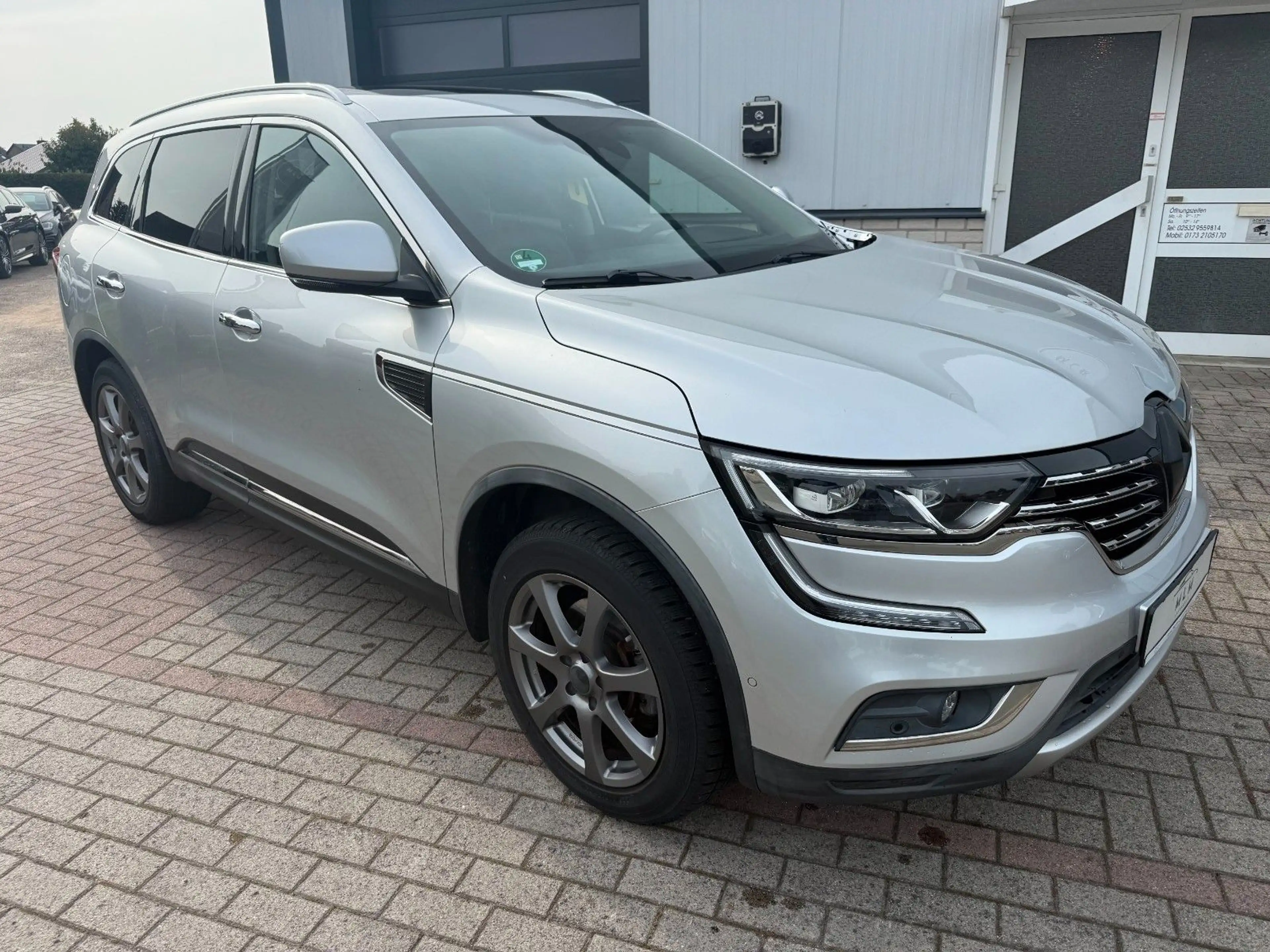 Renault Koleos Intens 4x4 LED Navi Panorama Kamera — photo 4
