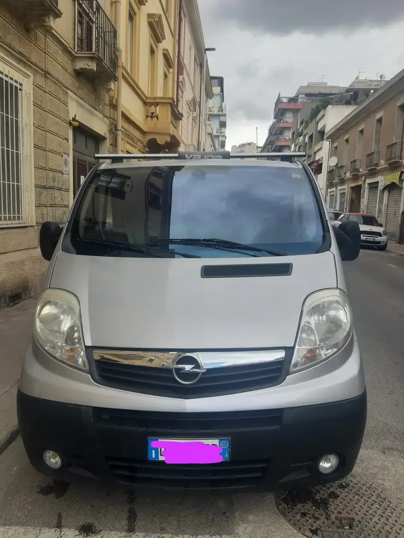 Opel Vivaro Grigio - 2