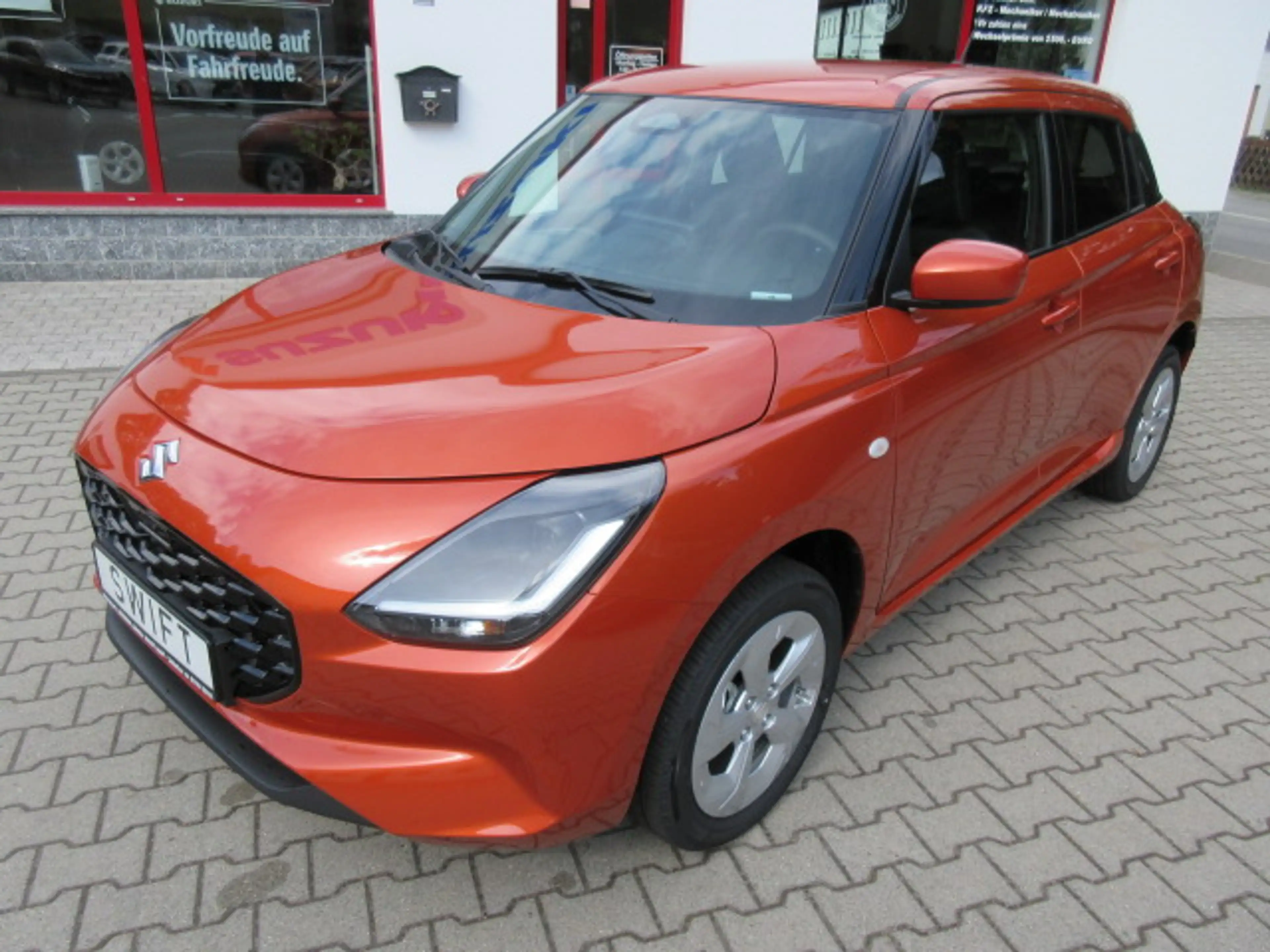 Suzuki Swift 1.2 Hybrid Allgrip MT Comfort — photo 2