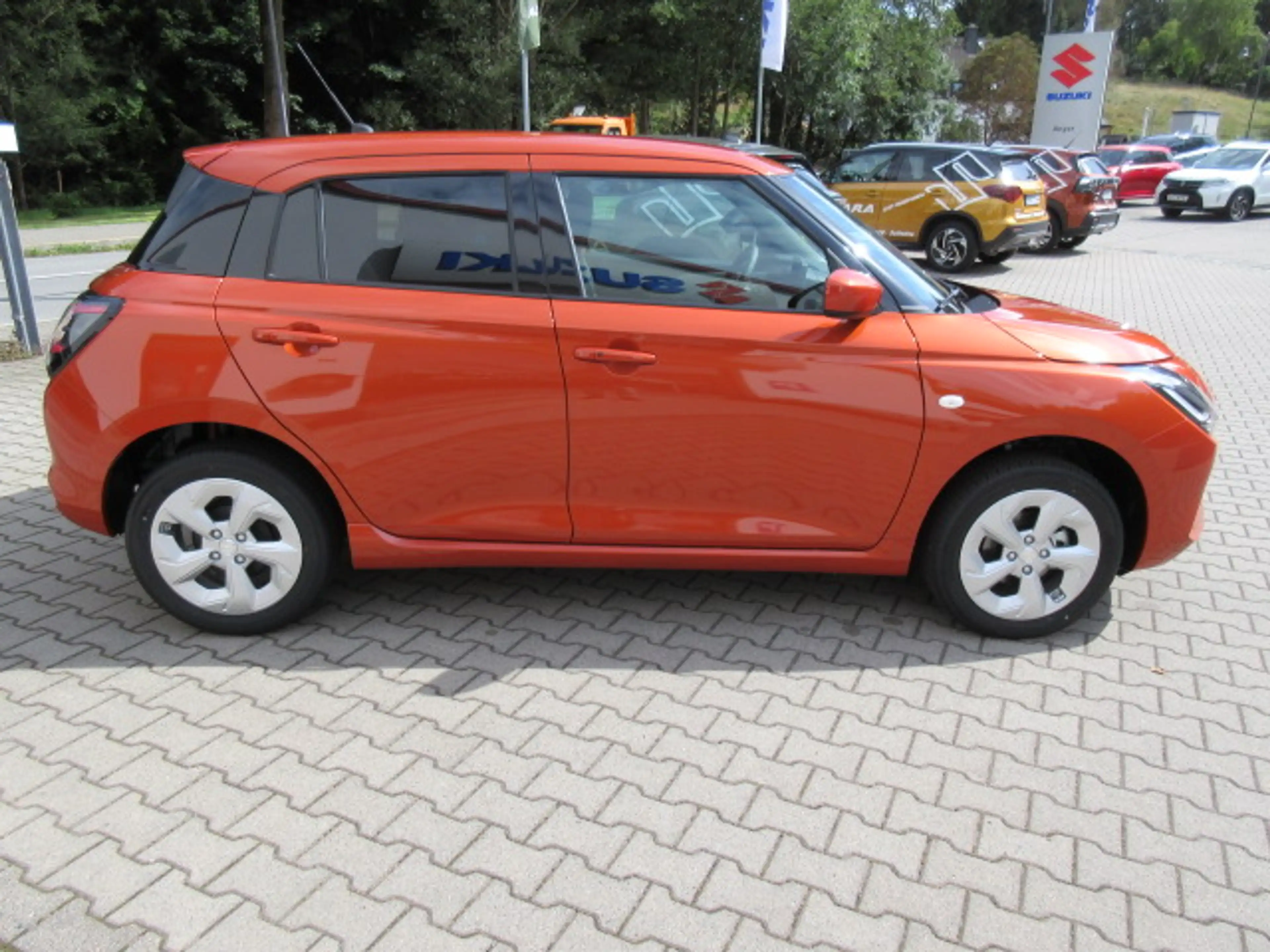Suzuki Swift 1.2 Hybrid Allgrip MT Comfort — photo 7