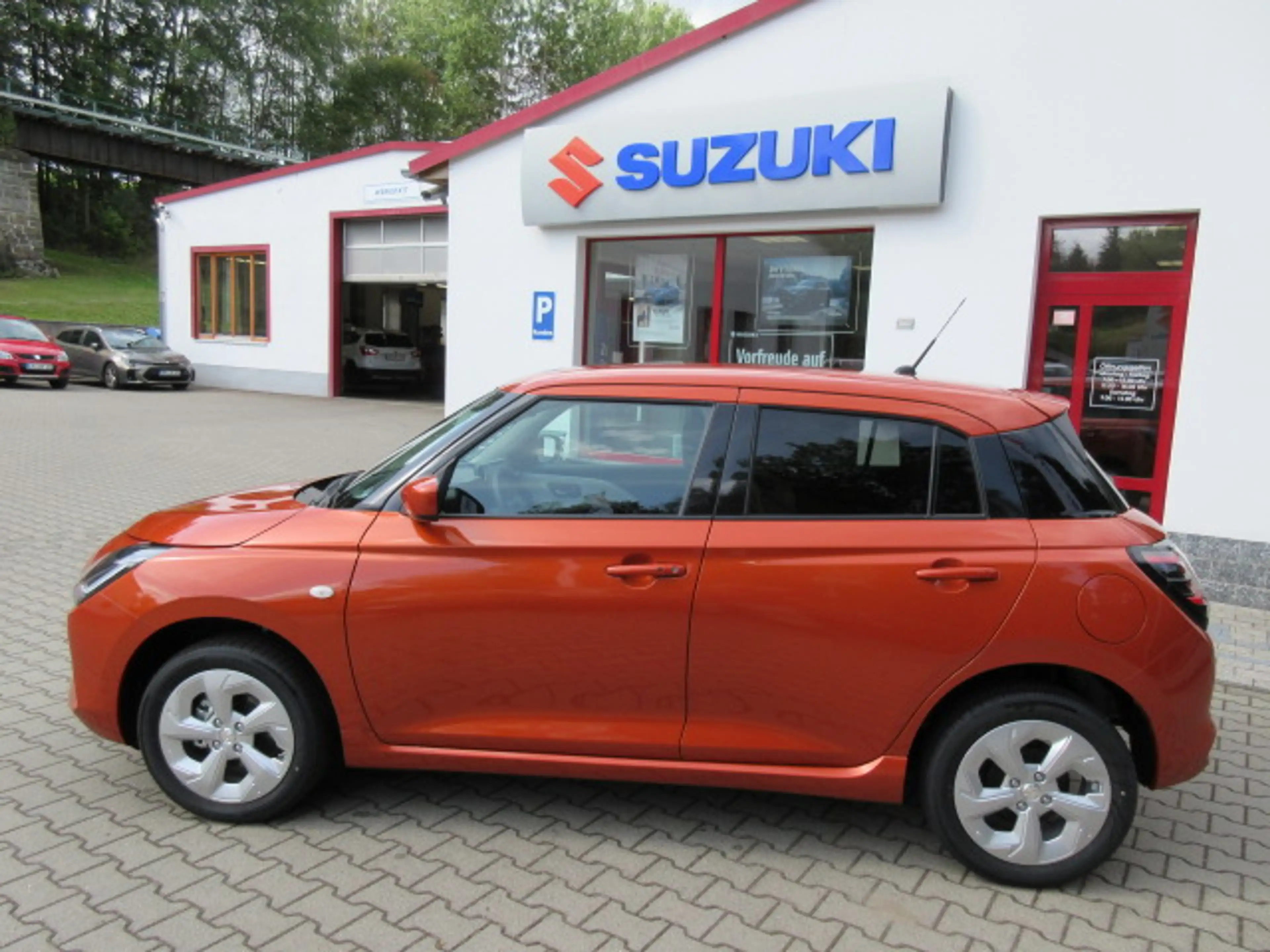 Suzuki Swift 1.2 Hybrid Allgrip MT Comfort — photo 3