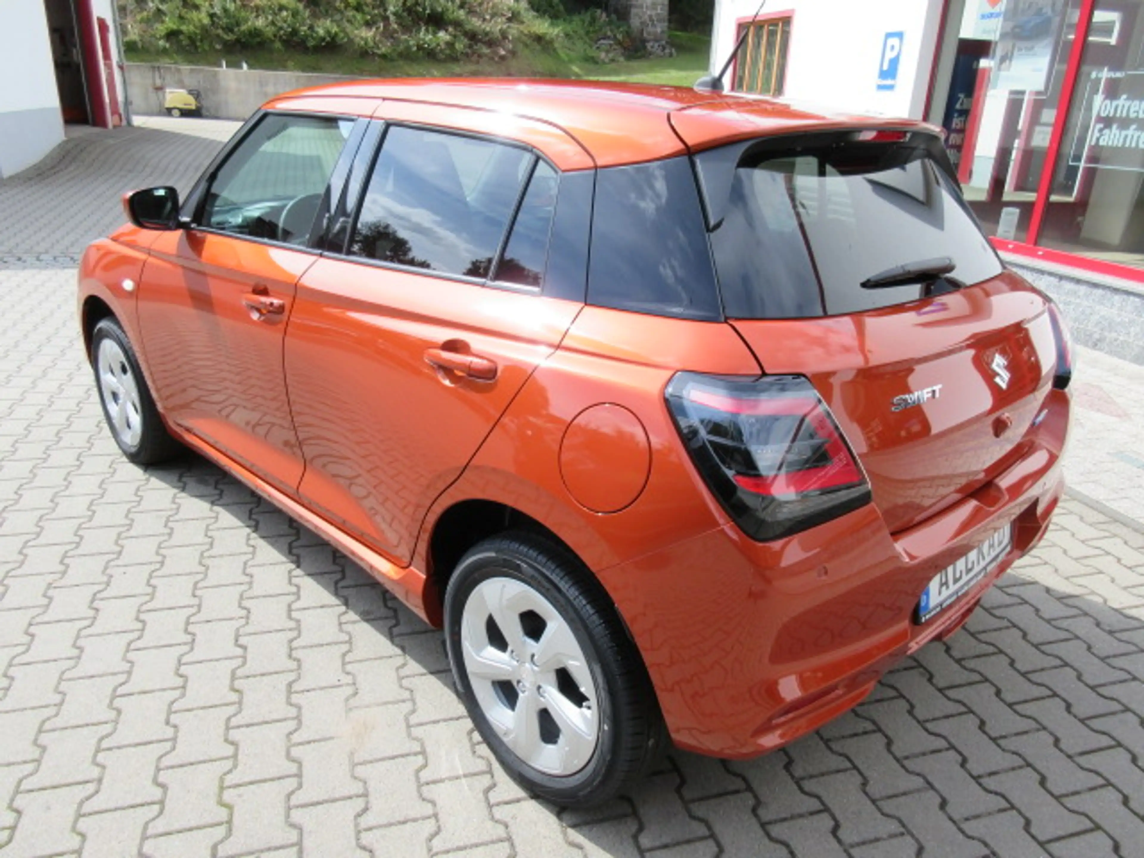 Suzuki Swift 1.2 Hybrid Allgrip MT Comfort — photo 4