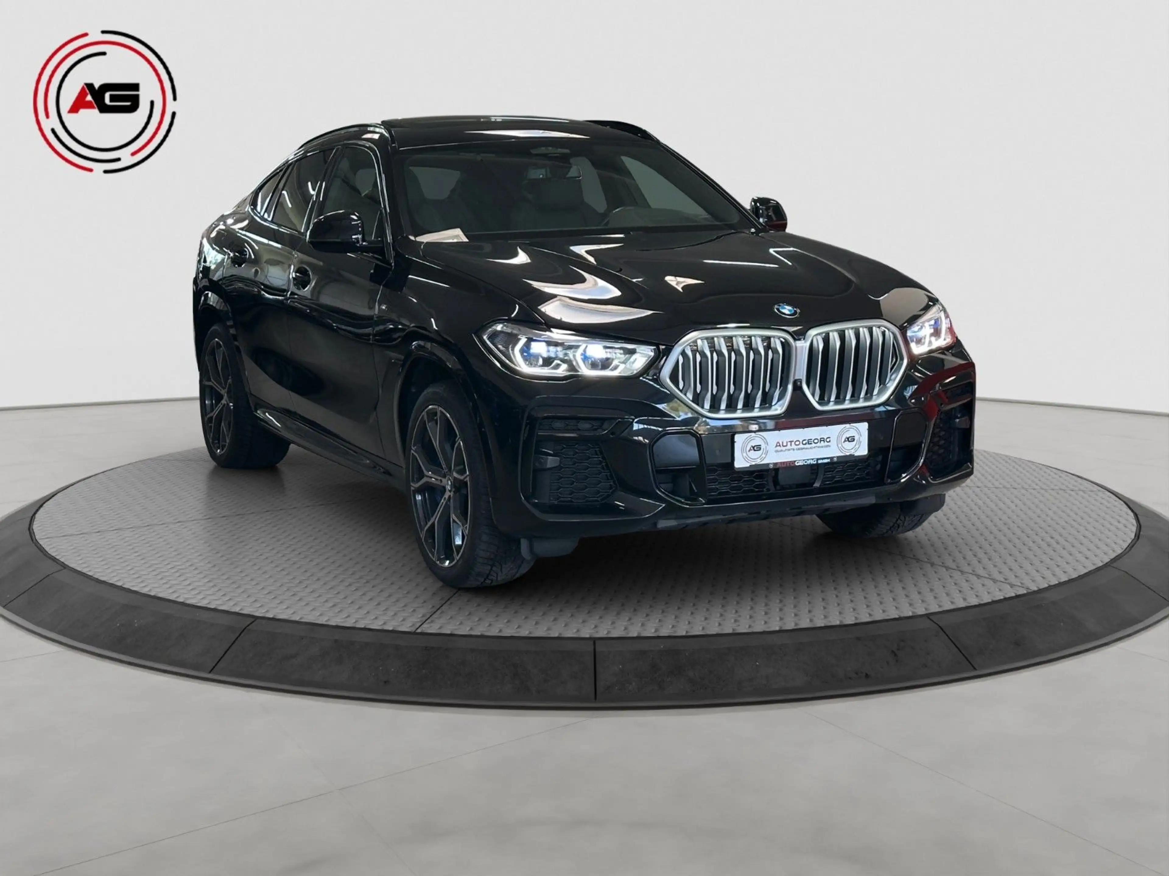 BMW X6 40d M-SPORT LASER ACC PANO 21" HUD HiFi 360° — photo 3