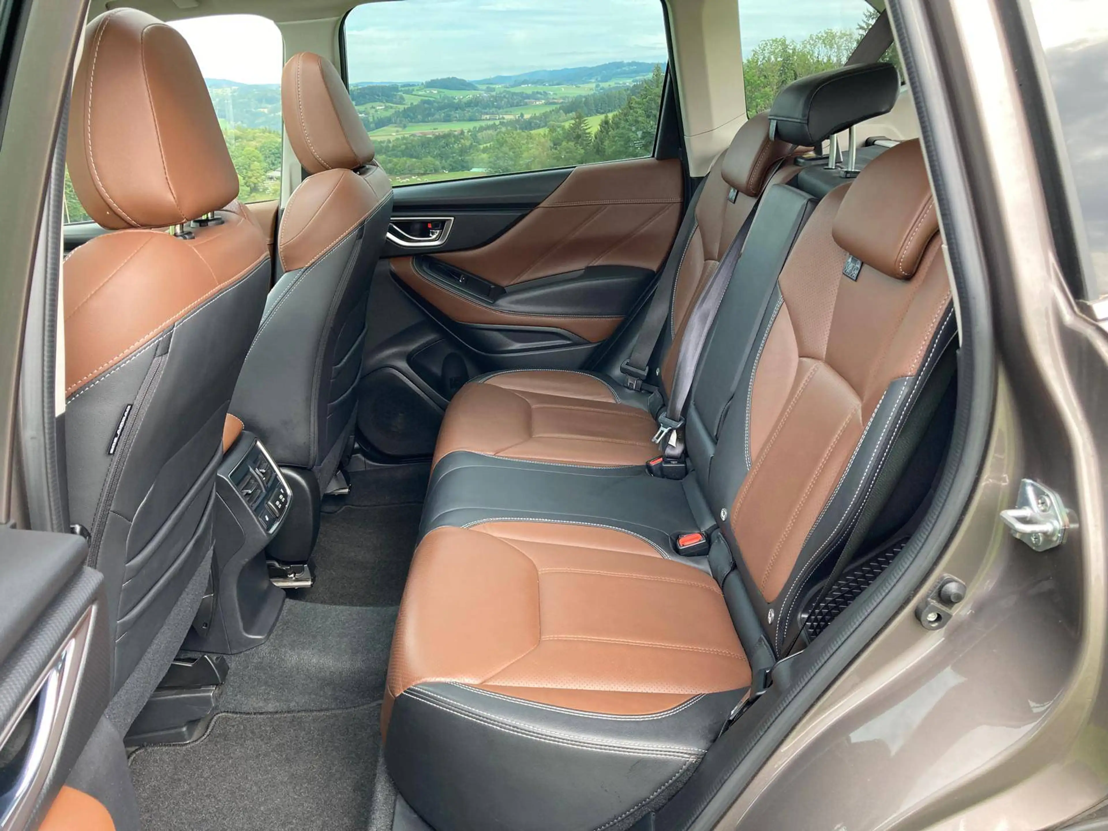 Subaru Forester Forester 2,0i e-Boxer Premium AWD — photo 7