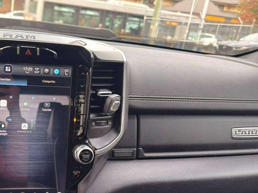 2022 RAM 1500 — view 12