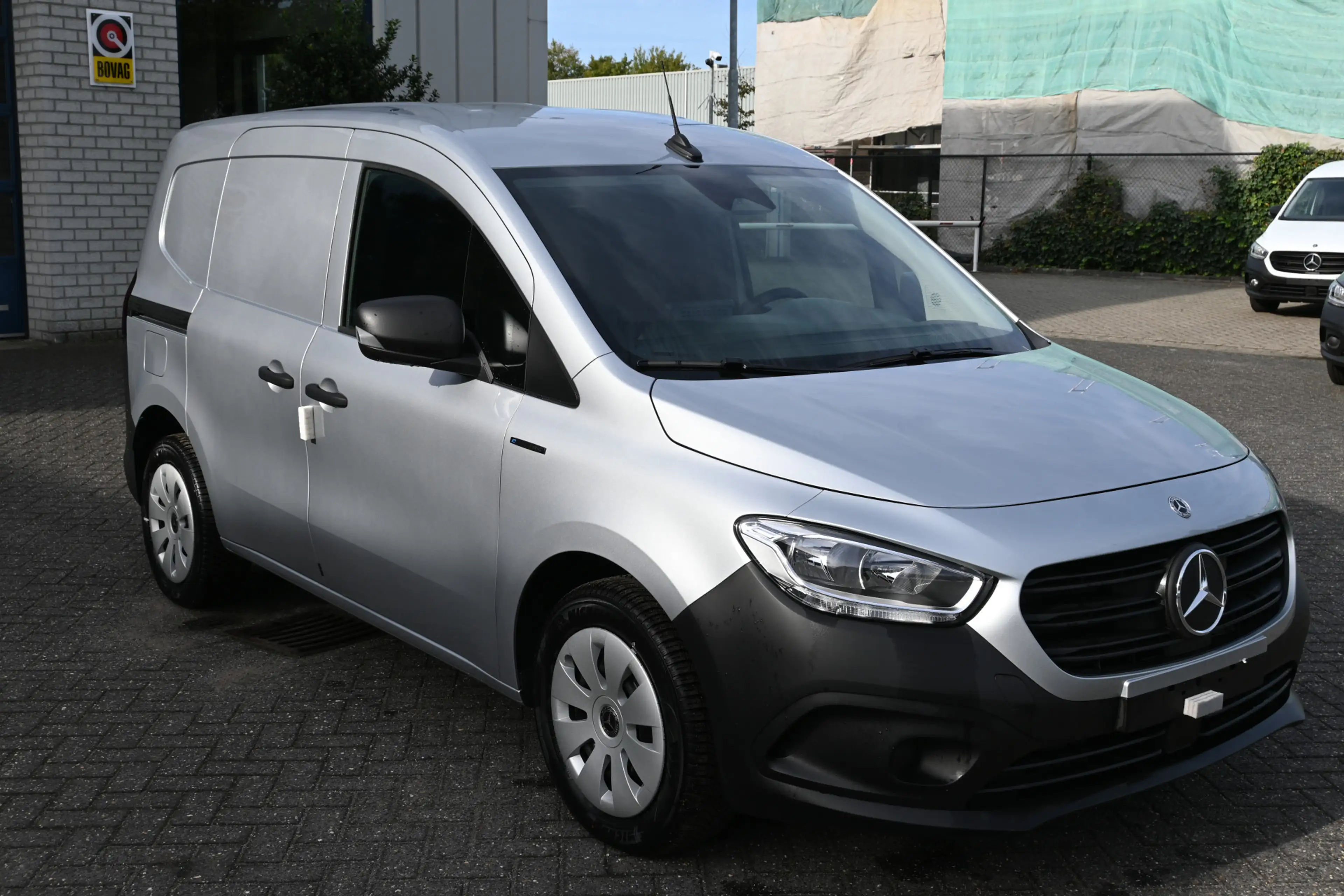 Mercedes-Benz Citan eCitan 112 L1 51 kWh AC 22kW/DC 75kW, Climate cont — photo 3