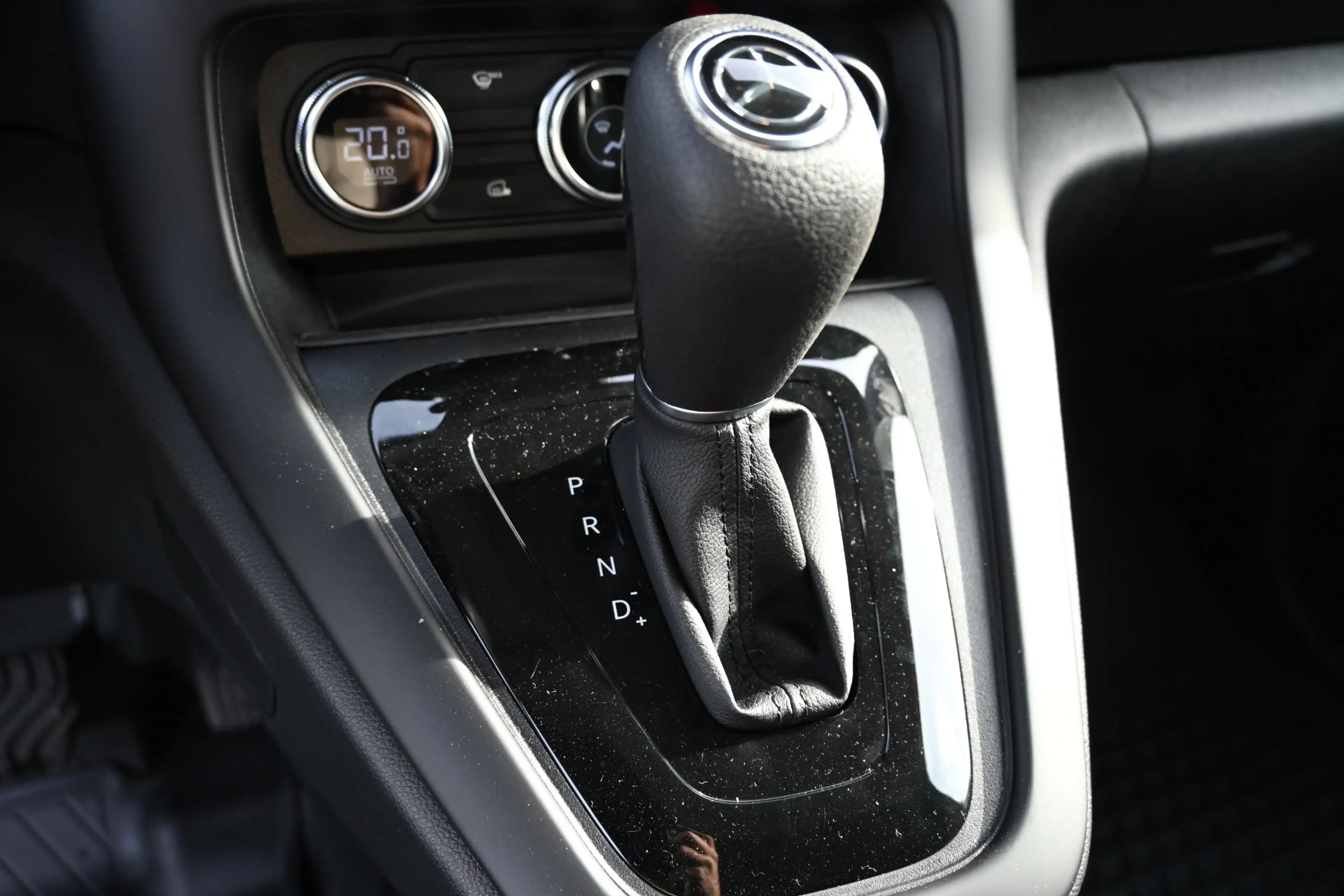 Mercedes-Benz Citan eCitan 112 L1 51 kWh AC 22kW/DC 75kW, Climate cont — photo 17