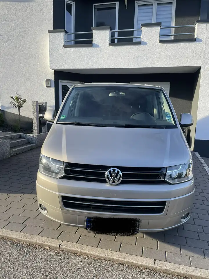 Volkswagen T5