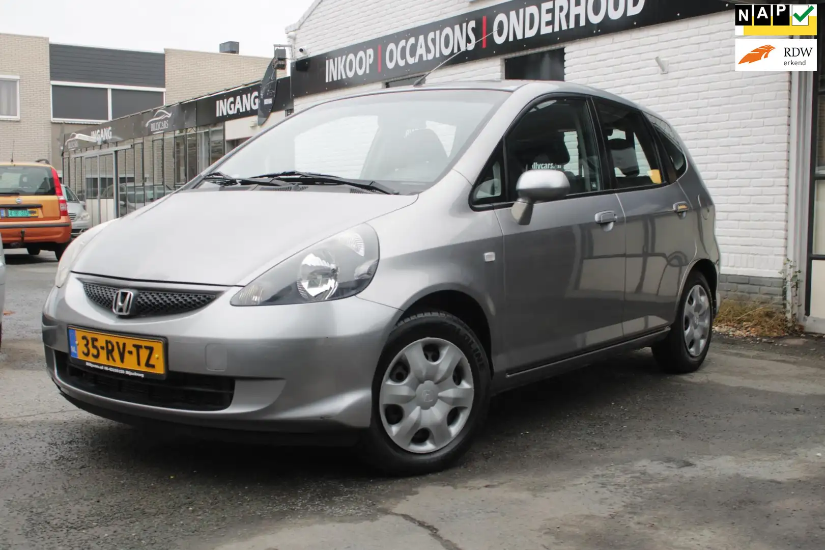 Honda Jazz 1.2 Cool | Airco | Elec ramen | Nieuwe apk Grau - 1
