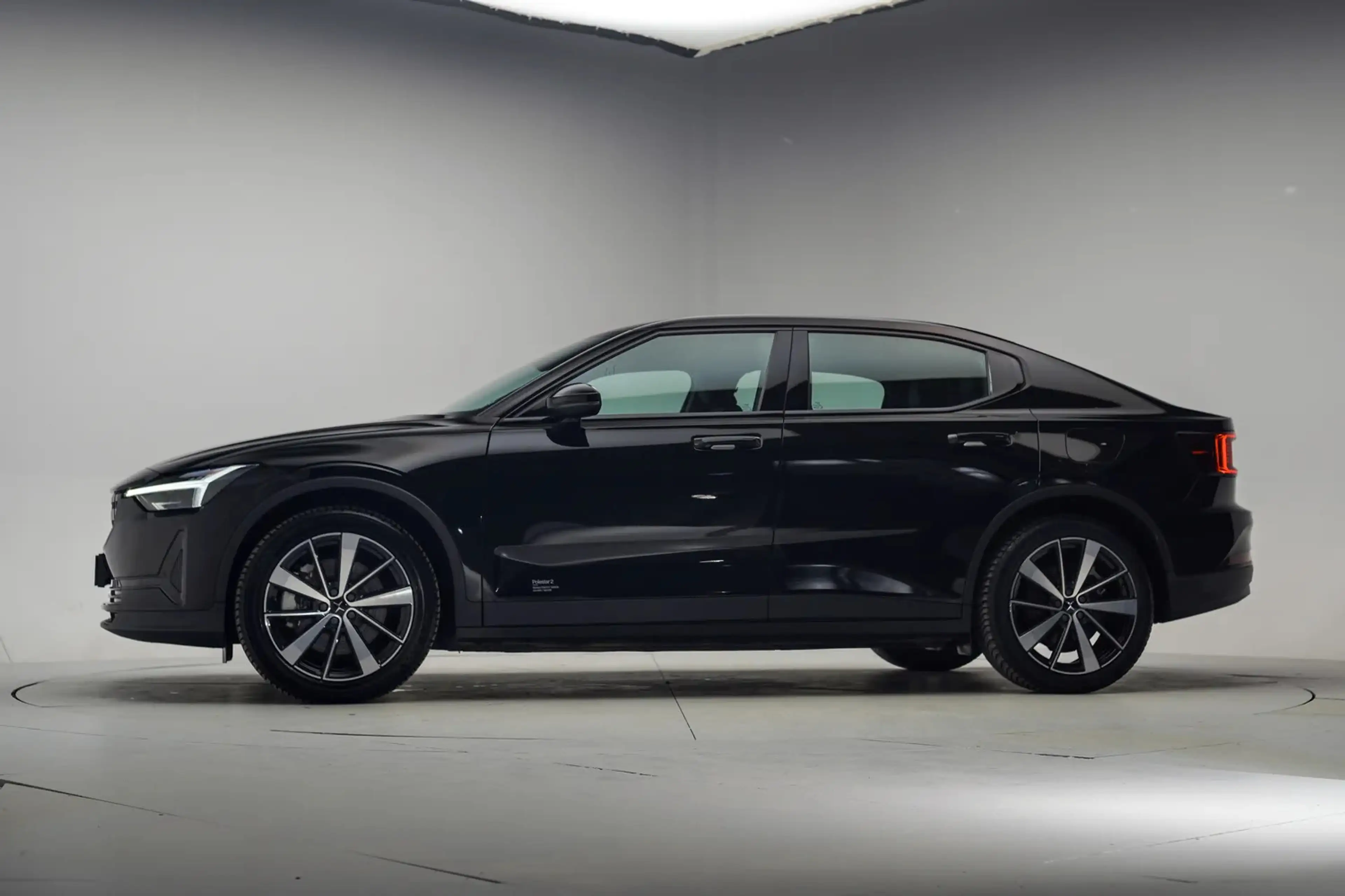 Polestar 2 Standard Range Single Motor 63kWh [ Navi/Carplay C — photo 2