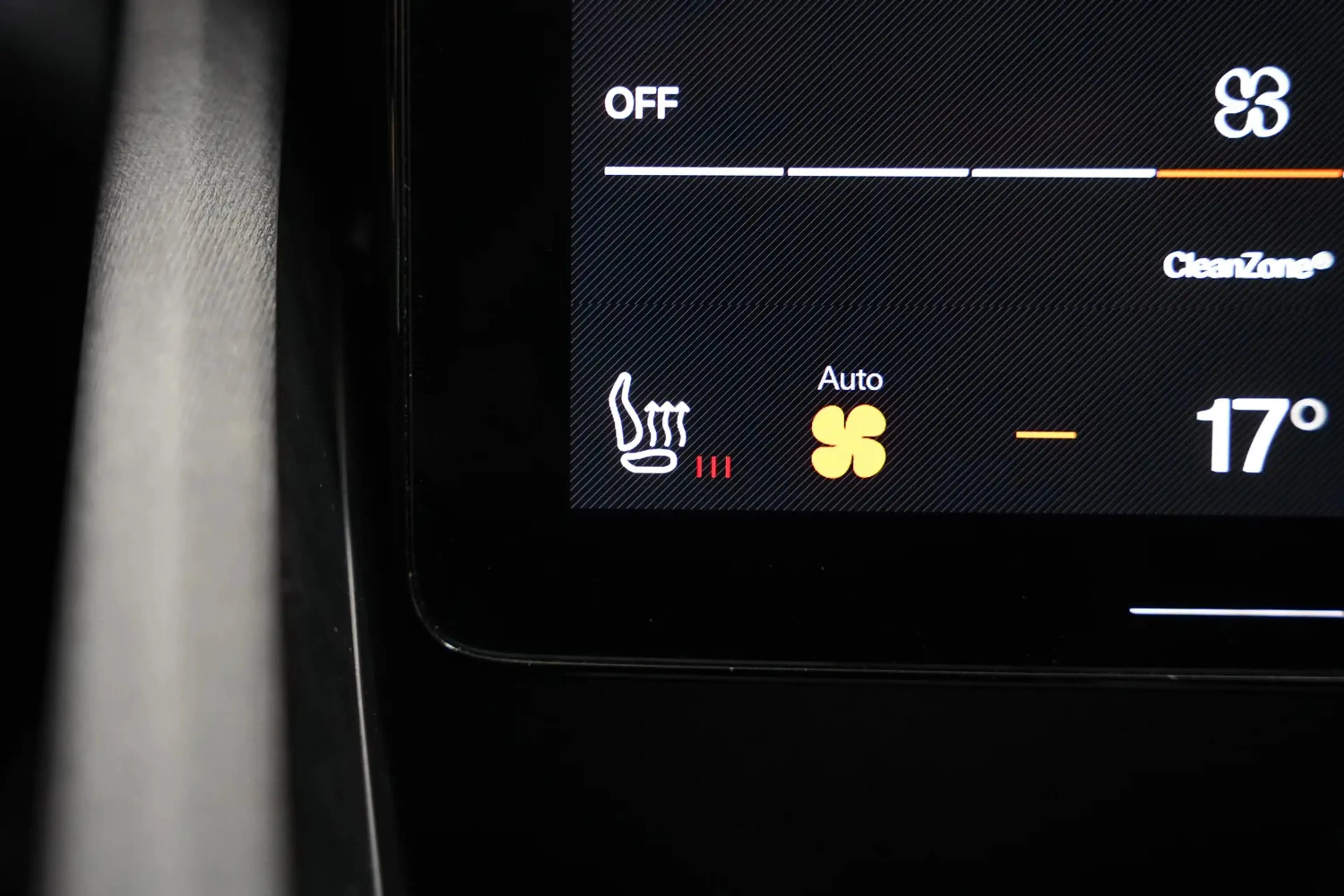 Polestar 2 Standard Range Single Motor 63kWh [ Navi/Carplay C — photo 14