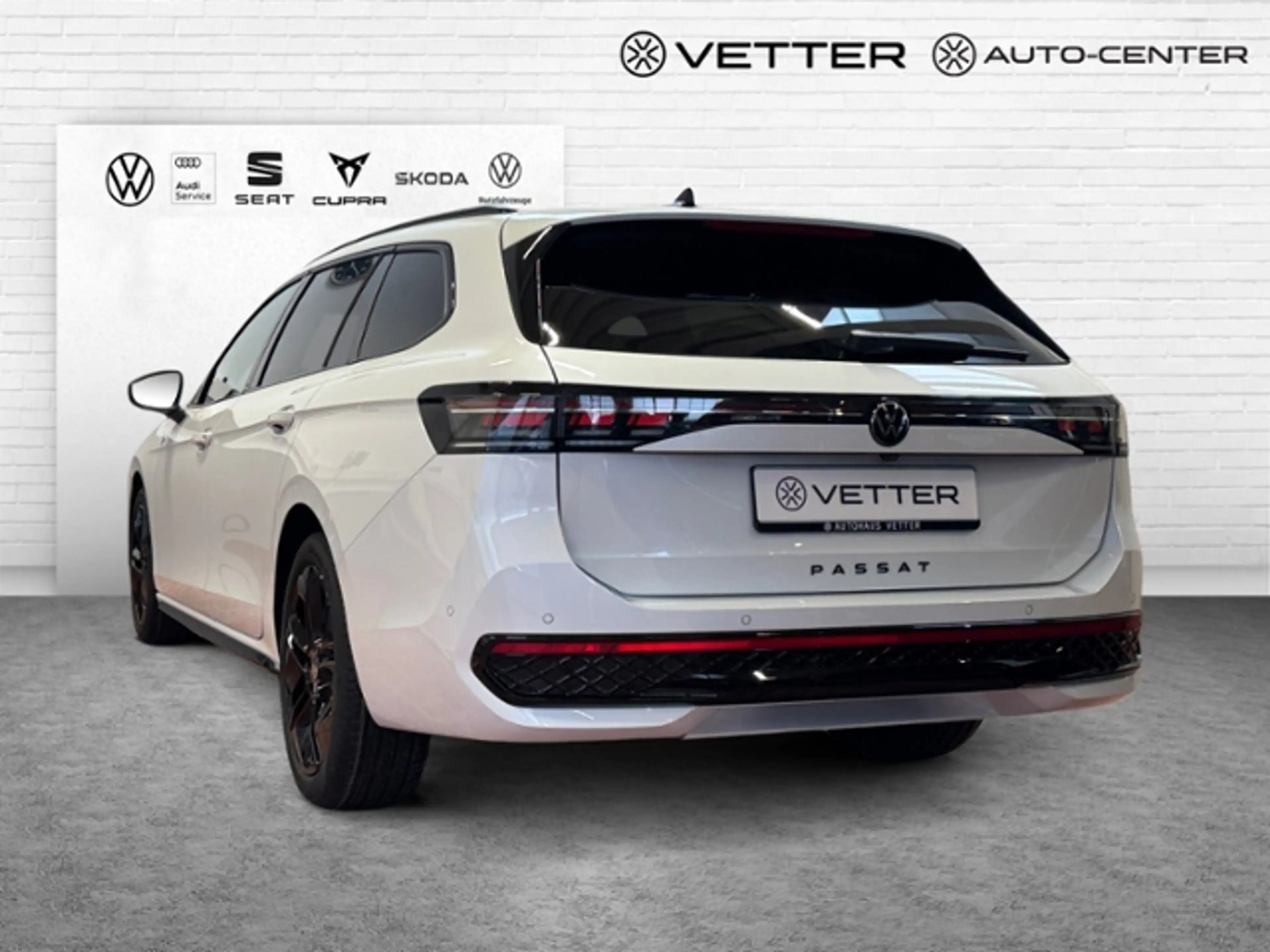 Volkswagen Passat R-Line 2,0 l TDI 110 kW (150 PS) 7-Gang-DSG KLIMA — photo 4