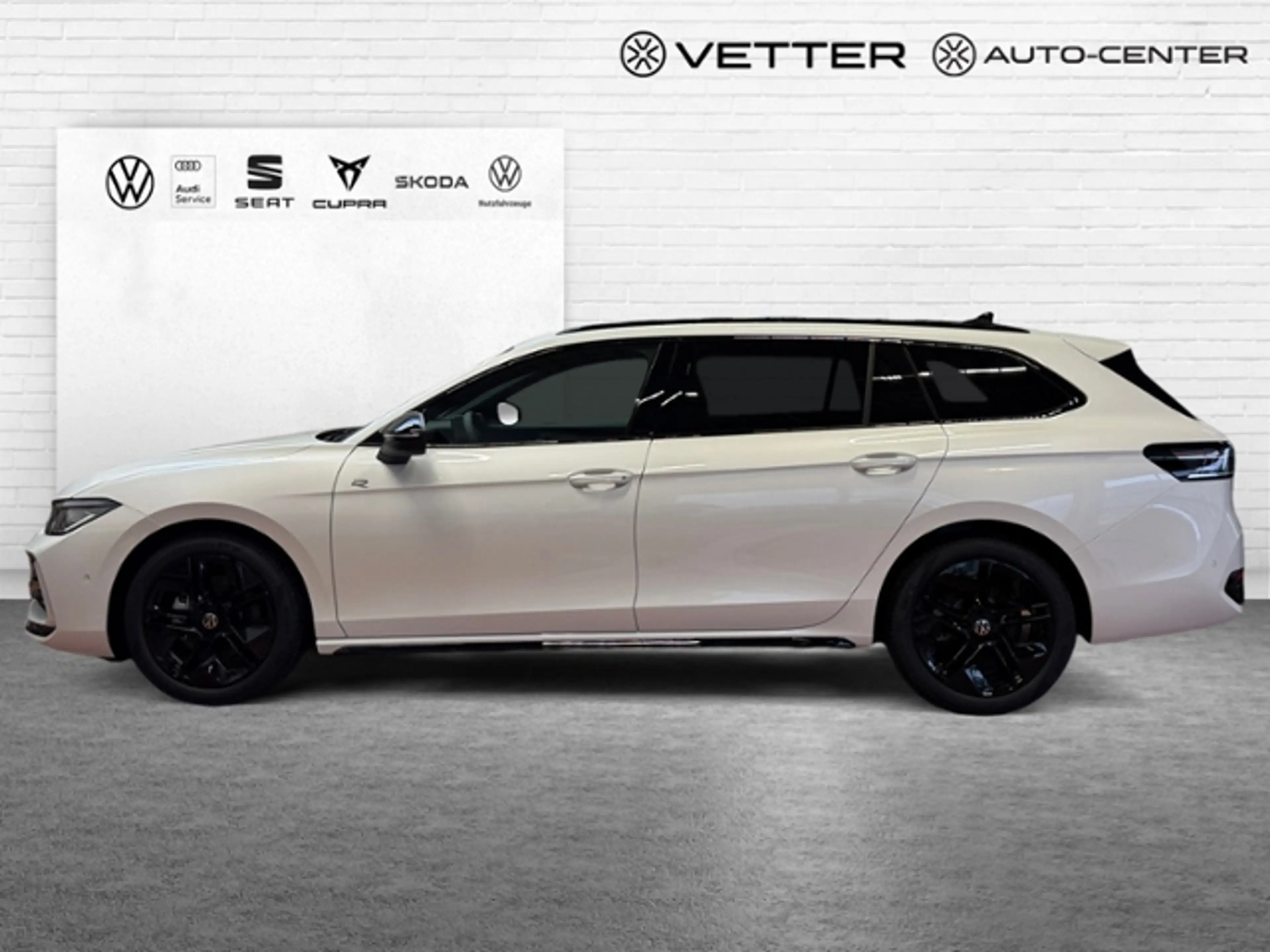 Volkswagen Passat R-Line 2,0 l TDI 110 kW (150 PS) 7-Gang-DSG KLIMA — photo 3