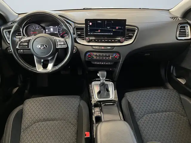 Kia Ceed view 8